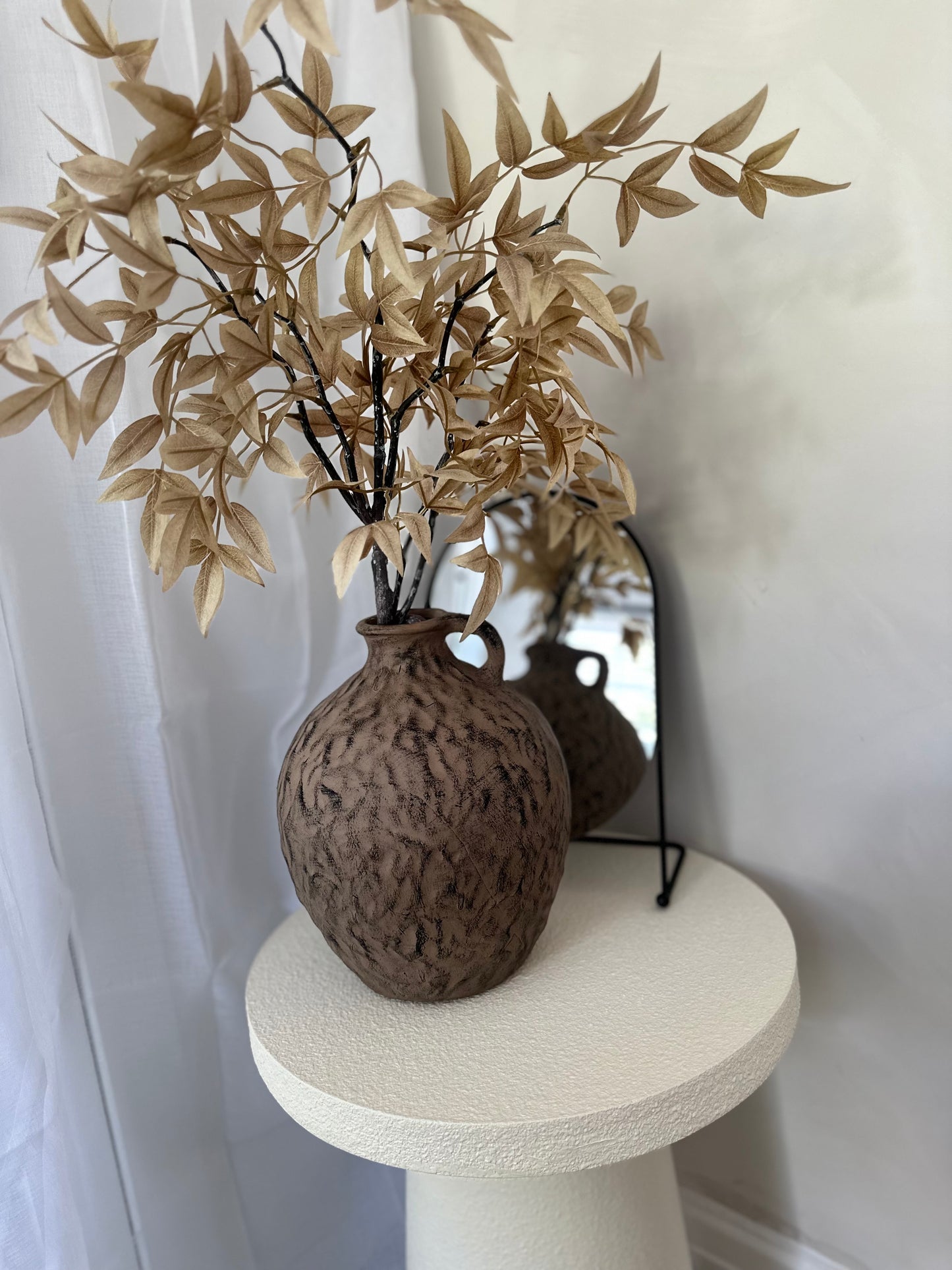 Isabella ceramic vase