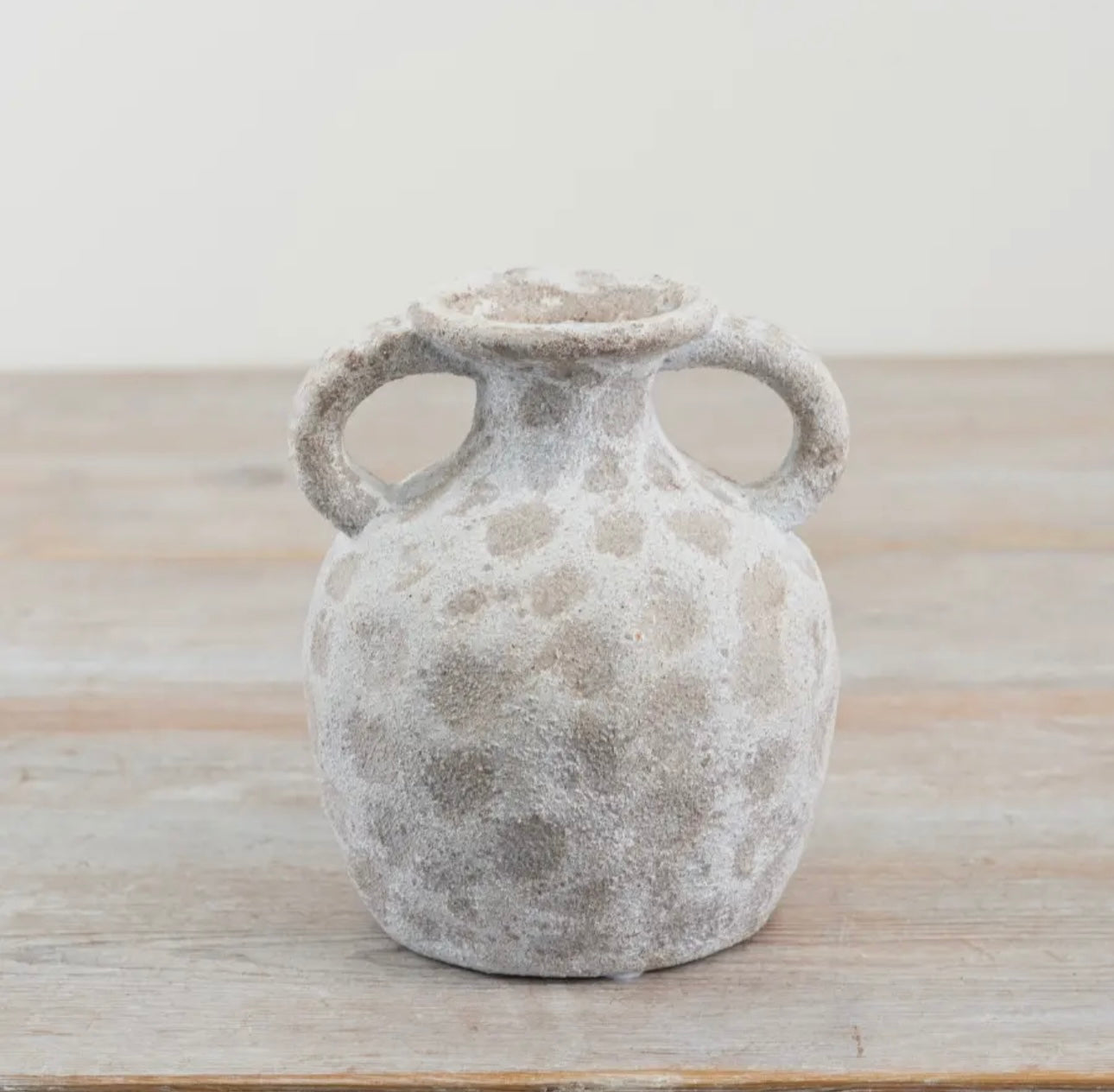 Aria vase